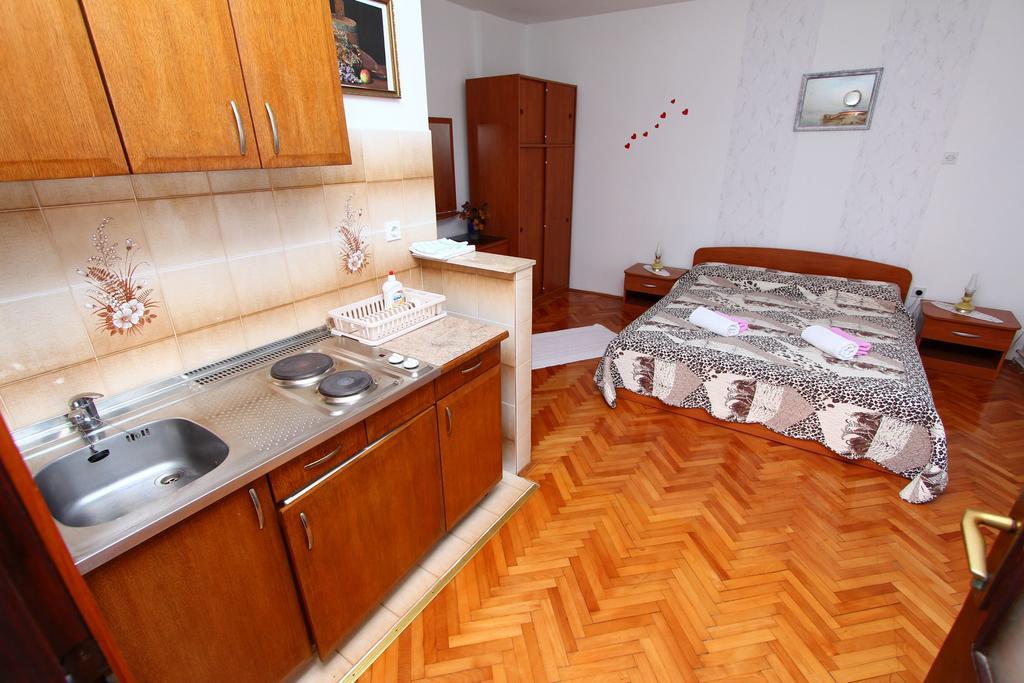 Apartments Goga โรวีน ภายนอก รูปภาพ
